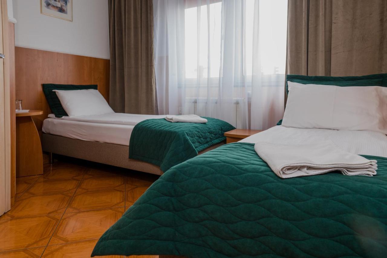 Zajazd Blonie Inn *
